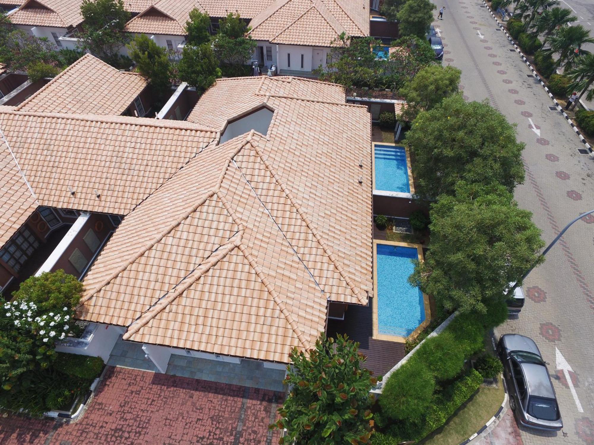 Готель Grand Lexis Порт-Діксон Екстер'єр фото Residential area in Kota Kinabalu