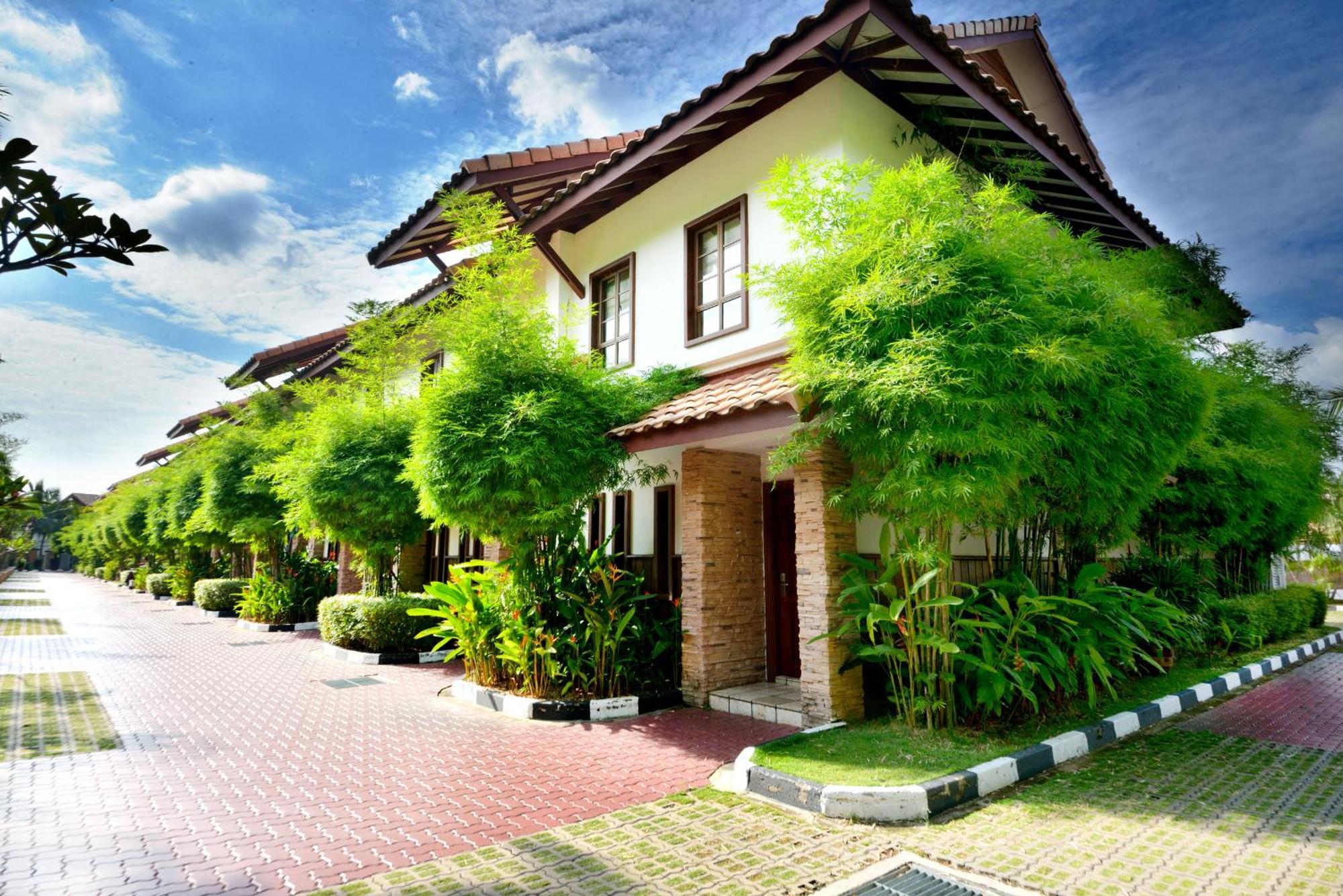 Готель Grand Lexis Порт-Діксон Екстер'єр фото Residential area in Nilai
